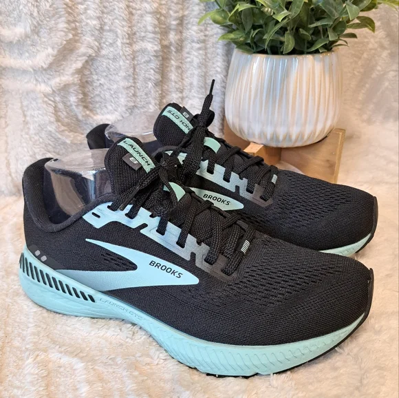 Brooks Launch GTS 8 Black Blue Running Shoes Sneaker Women’s Size 8.5 - Picture 2 of 16